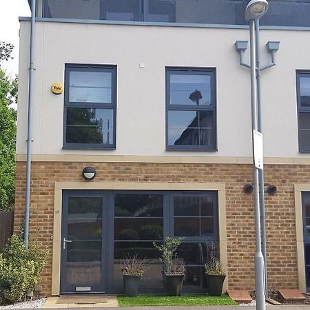 Sunderland Place Farnborough  Eksteriør bilde